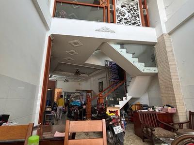Nhà mặt tiền tây lân gần chợ, phù hợp vừa ở vừa kinh doanh. 2