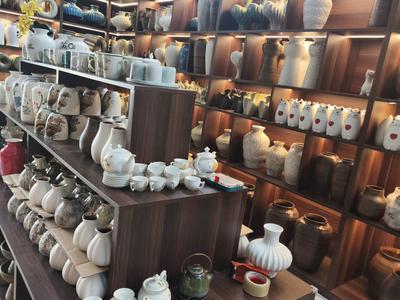 7 Tiêu Chí Chọn Một Cửa Hàng Bán Bình Hoa Uy Tín Tại TP.HCM 1