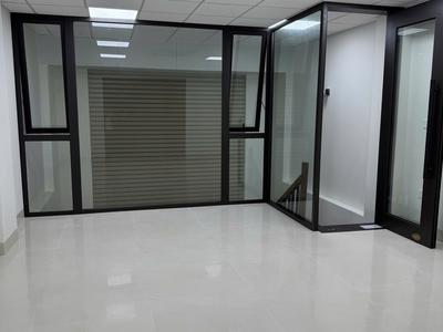 Cho thuê nhà mới xây 100 full tiện ích khu bạch mai, hà nội 2