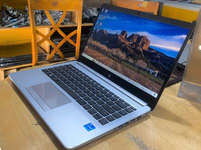 Laptop HP Notebook 240 G8 Core i5-1135G7 Ram 8GB SSD 512GB VGA ON Màn Full HD Máy Đẹp 4