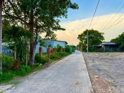 Bán đất tại Nguyễn Huệ, Minh Hưng, tp Đồng Nai, 650 triệu, 150m2, đẹp, nhiều tiện ích. 1