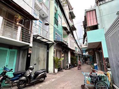Bán nhà đ.bến vân đồn- trước nhà rộng 6m- chỉ 3.7t- gần ngay cầu nguyễn văn cừ và phố đi bộ 4