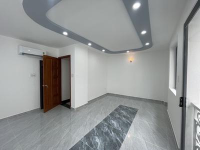 8.2tỷ trần quang diệu lô góc 5 tầng nhà mới đẹp 2