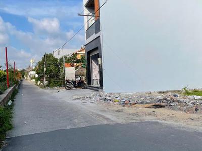 Chủ bán lô đất góc 2 mặt tiền 5x17m Gần chợ đầu mối bình điền bình chánh 0