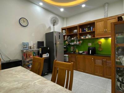Nhà 2 tầng - hẻm xe hơi - tên lửa - chỉ hơn 4 tỷ 2