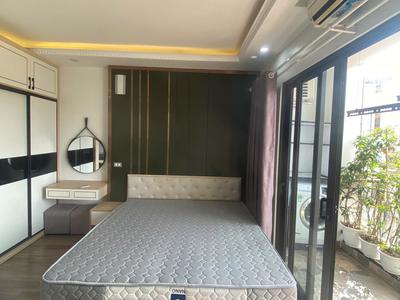 Cho thuê Căn chung cư mini full đồ tại Ngõ 193 Trích Sài. Ban công View hồ cực thoáng. Chỉ 6.5tr 0