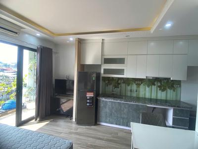 Cho thuê Căn chung cư mini full đồ tại Ngõ 193 Trích Sài. Ban công View hồ cực thoáng. Chỉ 6.5tr 6