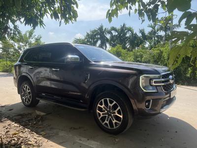 Chính chủ bán ford everest titanium 2023 2