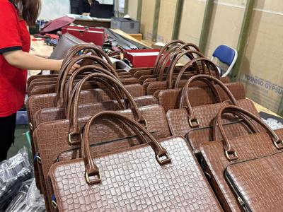 Một Món Quà Chỉn Chu Thay Cho Ngàn Lời Cảm Ơn - Xưởng SX Quà Tặng Cho Doanh Nghiệp 2