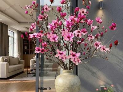 Top Những Mẫu Bình Cỡ Lớn Cắm Cành Mộc Lan Phong Cách Wabi Sabi Được Yêu Thích Tại TP.HCM 8