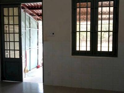 Cho thuê nhà đường số 28, p. Linh Đông - 1 trệt 1 lầu, SD 50m2, 1pn1wc giá 6tr/tháng 0