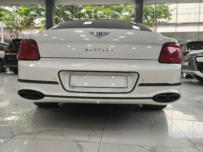 Bán xe Bentley Flying Spur 4.0V8 sản xuất năm 2021 Xe cá nhân sử dụng, mới đi có 9 nghìn Km, 3
