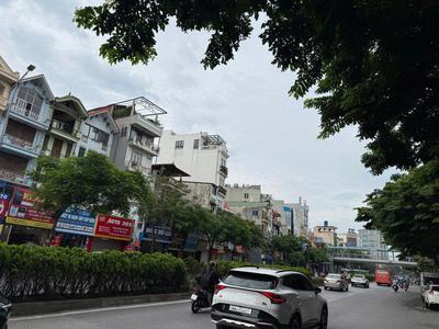 Bán nhà mặt phố nguyễn văn cừ, long biên 192m2 mt7.6m 59.9 tỷ vỉ hè kinh doanh 2