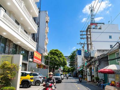 Bán nhà mặt tiền đối diện aeon mall 70m2 x 5 tầng mới đẹp dòng tiền 30 tr/tháng nhỉnh 9 tỷ 1