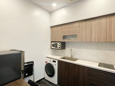 Cho thuê căn hộ cao cấp 1 ngủ tách bếp 35m2 Vinhomes Marina. 1