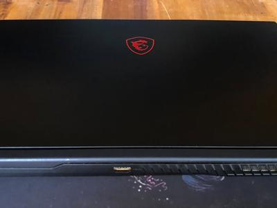 Laptop MSI GF63 Thin Core i7-11800H Ram 16GB SSD 512GB 2 VGA Rời RTX 3050 Màn Full HD Máy đẹp 1