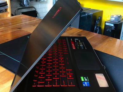 Laptop MSI GF63 Thin Core i7-11800H Ram 16GB SSD 512GB 2 VGA Rời RTX 3050 Màn Full HD Máy đẹp 2
