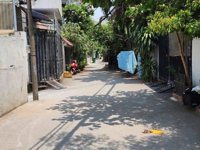 Cho thuê Nhà Linh Đông hẻm ô tô thông gần Chung Cư 4S 2pn1wc. DTSD 100m2 Giá 8tr TL 9