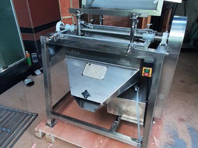 Máy chà quả tách hạt, máy chà dịch chanh dây, máy chà quả cà chua, máy chà xoài tách hạt 3