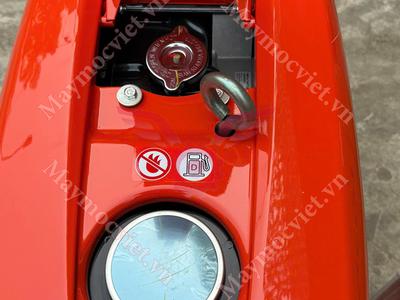 Động cơ nổ chạy dầu mát nước Kubota ZT155DIS 1