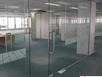 Vì sao cửa kính cường lực được đánh giá cao về độ an toàn 0