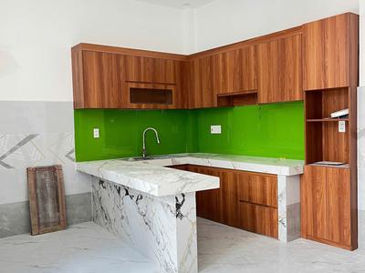 Nhà mới 3 tầng nở hậu 6.5m ngay chợ ba đình p10q8. giá: 5.38 tỷ 1