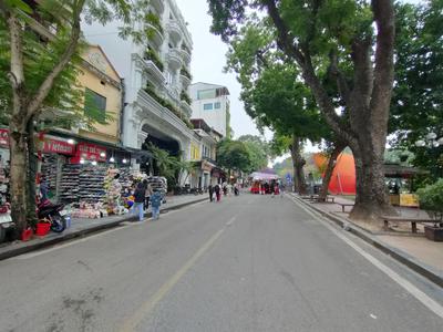 Bán đất mặt phố hàng dầu, view hồ hoàn kiếm 340m2, mt 11m xây khách sạn quá đẳng cấp 1