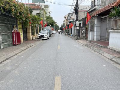 Bán 90,2m2 đất mặt phố Kẻ Tạnh - Vị trí đẹp làm Văn Phòng, Kinh Doanh hay Trung tâm dạy học 0