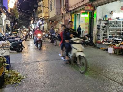 Cho thuê gấp giá rẻ mặt phố tả thanh oai 42m, 1.5 tầng, 7 tr/th thanh trì. 1