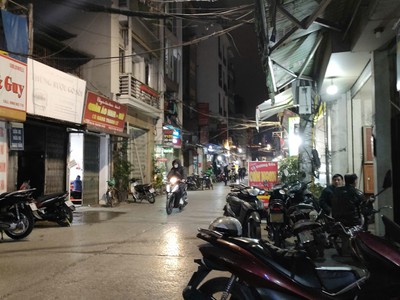 Cho thuê gấp giá rẻ mặt phố tả thanh oai 42m, 1.5 tầng, 7 tr/th thanh trì. 0