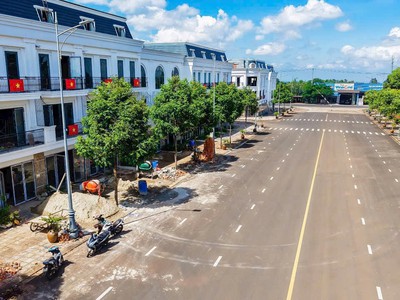 Nhà phố khu đô thị Ân Phú, măt tiền Hà Huy Tập, vị trí đẹp, KD tốt. 3