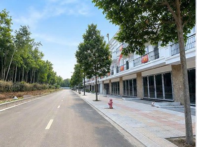 Nhà phố khu đô thị Ân Phú, măt tiền Hà Huy Tập, vị trí đẹp, KD tốt. 5