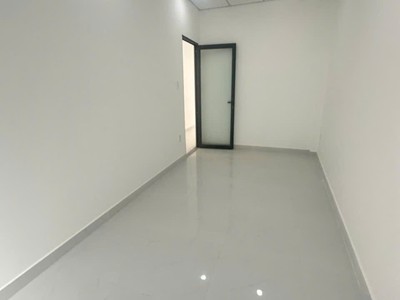 Mặt tiền hxh thông nhà mới 2 tầng btct 85m nở hậu hxh thông chỉ 5.4 tỷ 2