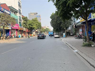 Bán Đất Mặt Phố Ngô Xuân Quảng 78m2 MT 5m Nở Hậu Đối Diện Quy Hoạch TTTM, Tuyến Phố Đắt Nhất Gia 2