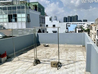 Bán căn hộ dịch vụ mi ni- 5 tầng-100m2 chỉ 9.8t- đ.đoàn văn bơ- giao thương đ.tôn đản với đ.xóm 1