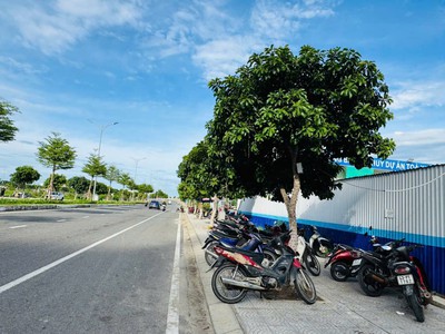 Bán mặt tiền đường hoàng minh thắng sát chân chung cư fpt plaza đà nẵng 2