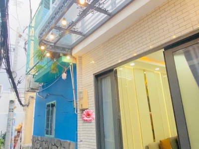 Bán nhà mới cách mạng tháng tám, quận 3, 4 tầng, giá 4.86 tỷ 0