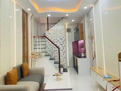 Bán nhà mới cách mạng tháng tám, quận 3, 4 tầng, giá 4.86 tỷ 1