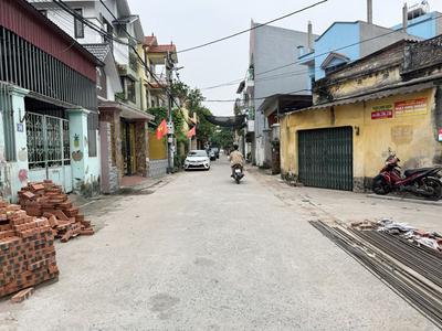 Cần bán 181m2 đất thổ cư mặt đường chính Đổng Xuyên. Đường 3 ô tô tránh, gần chợ 1
