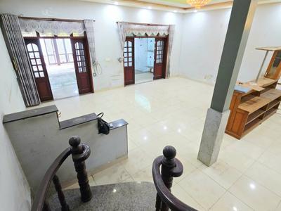 Bán nhà đường số 13, long bình, q.9, tp hcm. dt 211m2, 3 tầng, shr, giá 13.4 tỷ. 0