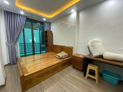 Bán nr mặt ngõ 37m2 x 5 tầng sổ đỏ cc ,đống đa gí 7,8 tỷ ngõ thông trung phụng 2