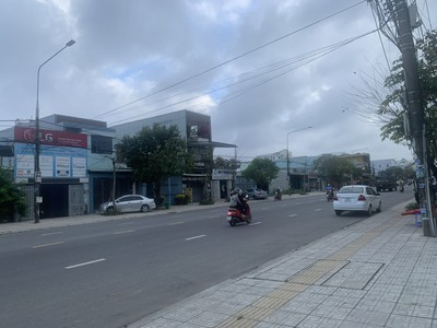 Bán nhà 5 tầng mặt tiền Nguyễn Văn Trỗi, Tam Kỳ 10