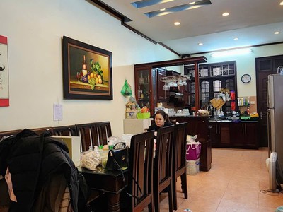 Hồ Trúc Bạch View Hồ 106M2 Mặt Tiền 6.5M 70 Tỷ - 2 Mặt trước sau 1
