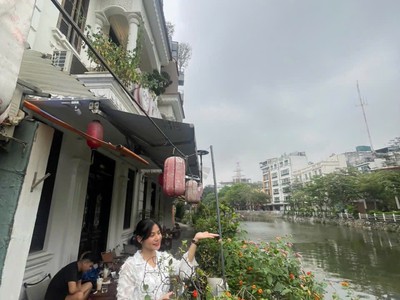 Hồ Trúc Bạch View Hồ 106M2 Mặt Tiền 6.5M 70 Tỷ - 2 Mặt trước sau 0