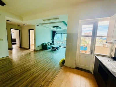 Cho thuê căn hộ 136m2 phố Nguyễn Hoàng Mỹ Đình giá 13 triệu 2