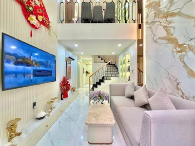 Bán nhà phùng văn cung 4 tầng, cách mặt tiền 2 căn, full nội thất, chỉ 7.2 tỷ 1