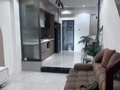 Nhà đẹp phú nhuận   sát mặt tiền đặng văn ngữ   34m    3 tầng   4pn   giá 6.8 tỷ 1
