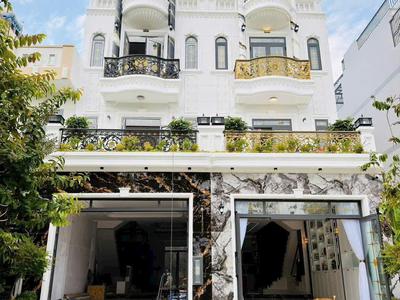 Không gian sống đẳng cấp, cạnh phú mỹ hưng, thang máy xin xò 0