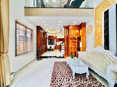 Tuyệt đối điện ảnh - siêu phẩm đẹp như tranh - 5 tầng mới cứng - ngay trường phan tây hồ gò vấp 0