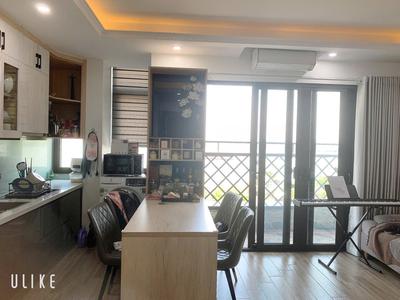 Cho thuê Căn Chung cư mini 1N,1K Full đồ cực VIP, Ngõ rộng View toàn mặt hồ Tây. Chỉ 12tr 6